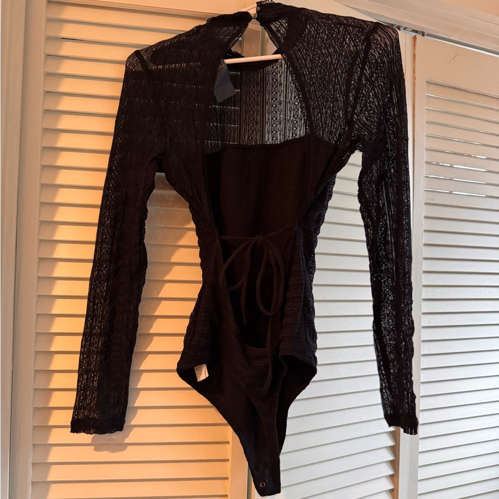Abercrombie & Fitch Black Lace Long Sleeve Bodysuit (NWT)